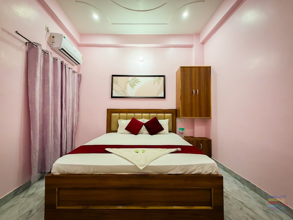 Hotel Vrinda Mohan Kunj Bedding