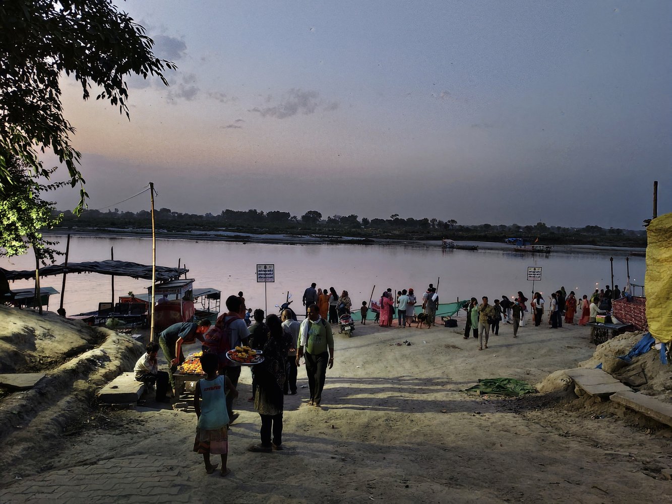Keshi Ghat Yamuna Aarti Vrindavan